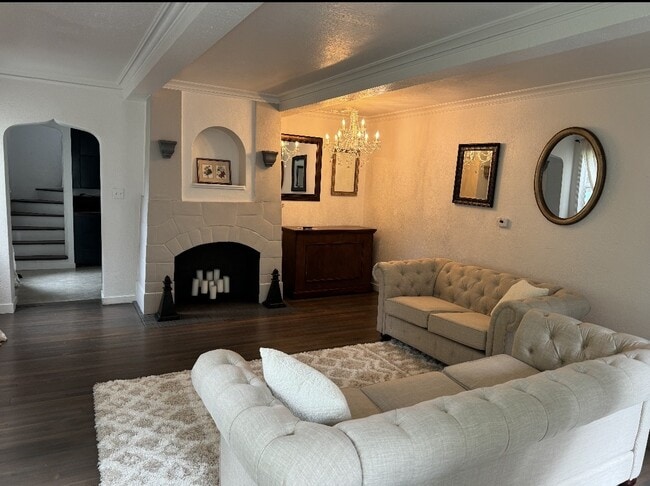 Building Photo - 7223 61st Ave SE