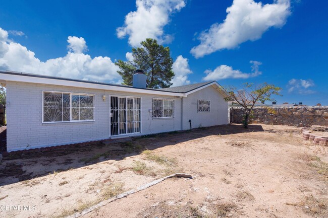 Building Photo - 7309 Cerro Negro Dr