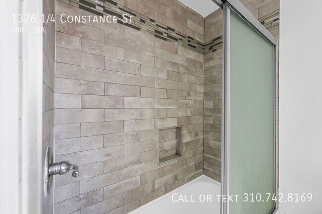 Building Photo - 1326 1/4 Constance St-