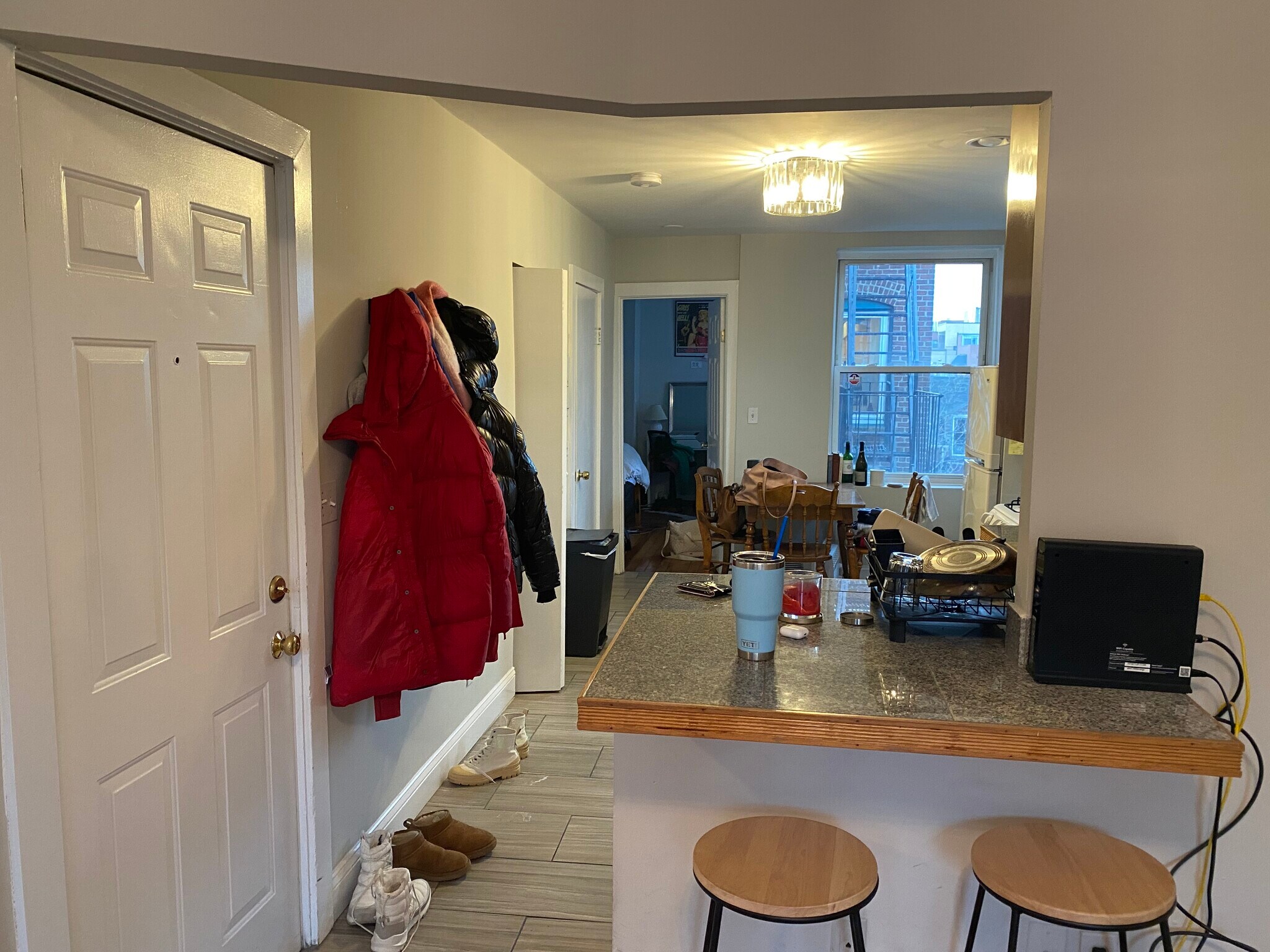 Building Photo - 74 Joy St