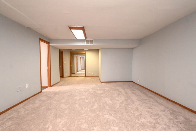 Building Photo - 5495 Chapel Hill