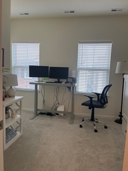 2nd Bedroom - 6300 Cleburne Ct