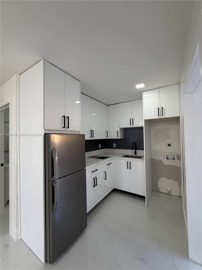 Building Photo - 5051 SW 128th Ct