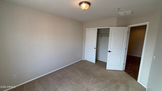 Building Photo - 16718 N 50th Way