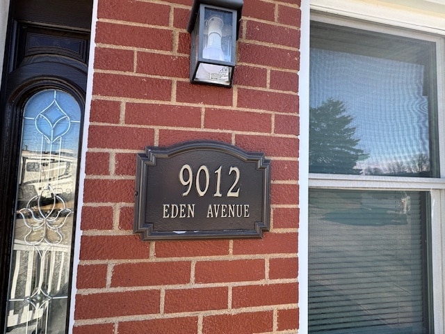 Building Photo - 9012 Eden Ave