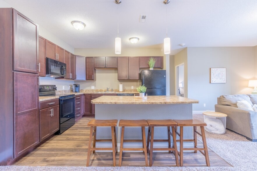 Cascades at Jordan Creek 8350 Cascade Ave West Des Moines IA 50266