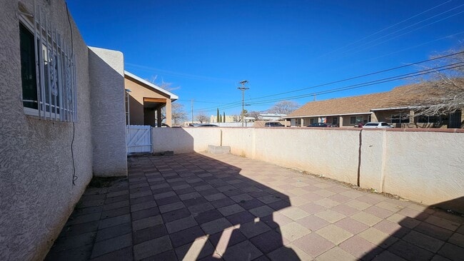 Building Photo - 5321 Marble Pl NE