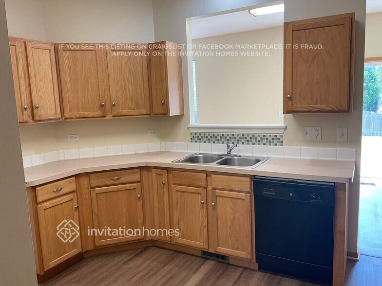 Building Photo - 3803 Adesso Ln