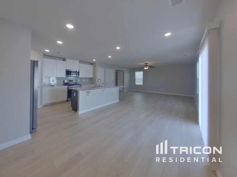 Building Photo - 1262 Kilead Ct