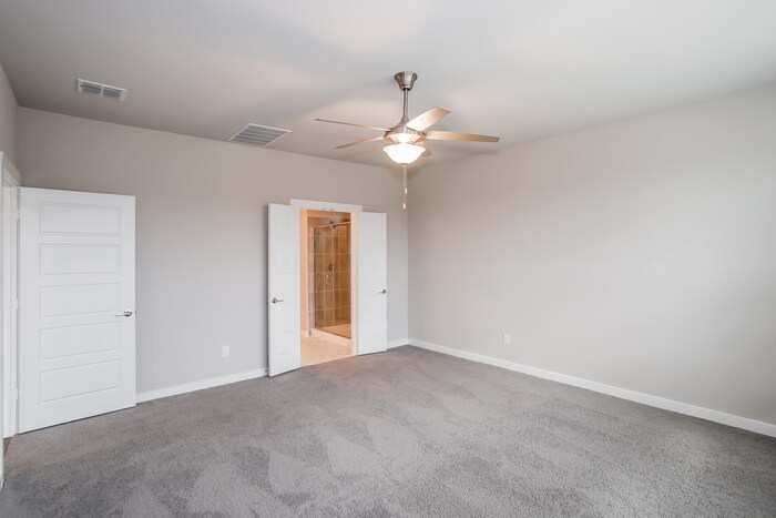 Building Photo - 10624 Tonkala Dr