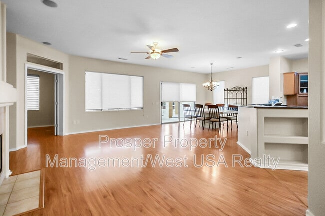 Building Photo - 17547 W Calistoga Dr