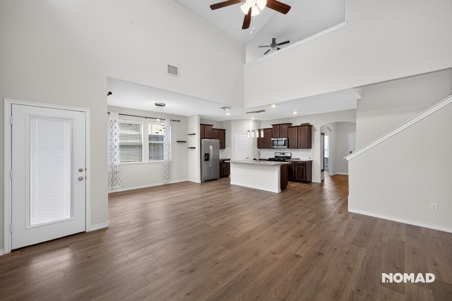 Building Photo - 7225 Raynor Pl