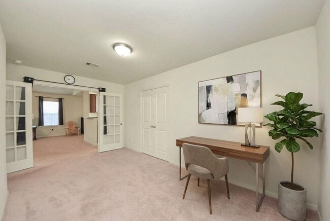 Building Photo - 10803 Dover White Dr