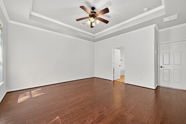 Building Photo - 15 Hadlock Pl