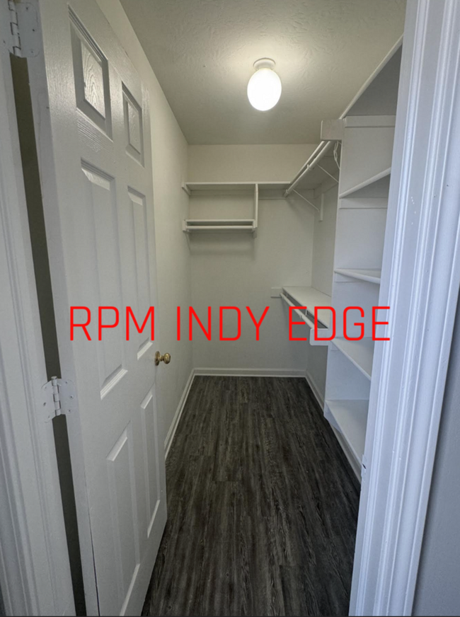 Building Photo - Spacious 3 Bedroom 1.5 Bathroom Condo with...