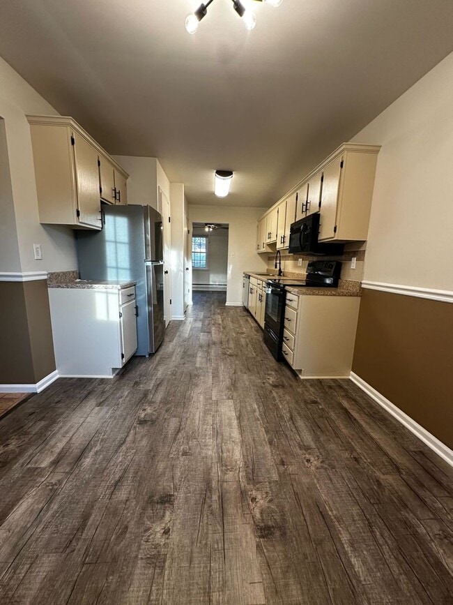 Building Photo - Spacious 3 Bedroom Home in Lititz