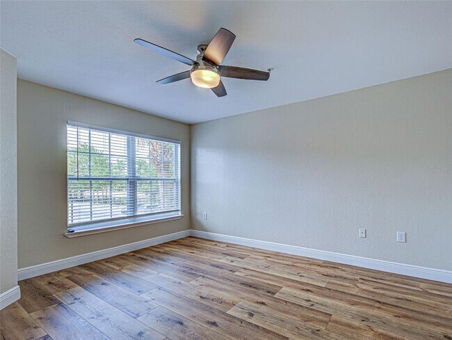 Building Photo - 5501 Rosehill Rd