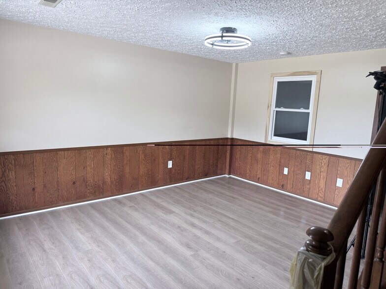 Building Photo - 3198 Dewalt Dr