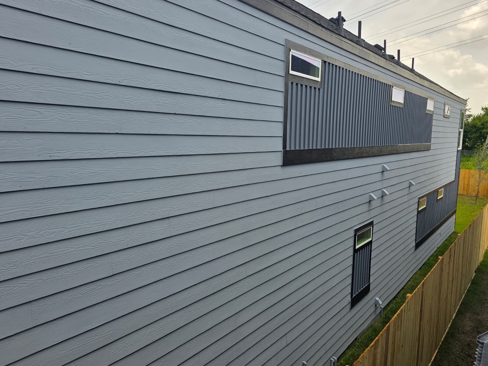 Building Photo - 4702 Baton Rouge St