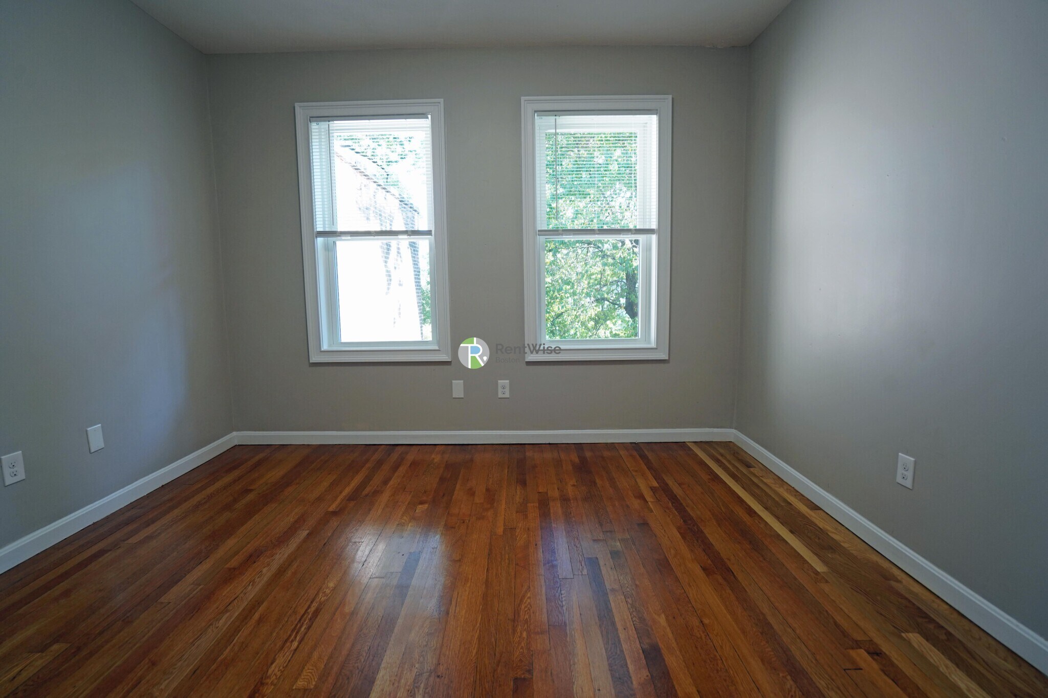 Building Photo - 14 Lorraine Ter