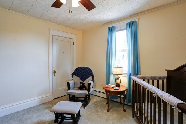Building Photo - 3 Bed 1 Bath in Lemoyne Pa