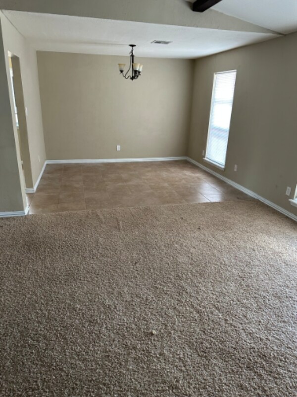 Building Photo - 6711 SW Chaucer Dr