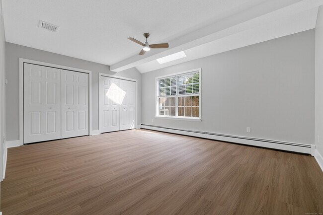 Building Photo - 96 Jones Hill Rd
