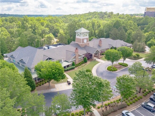 Building Photo - 6260 Brookside Ln