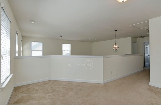 Building Photo - Big & Nice 3Br/2.5Bth Townhome in Steele C...