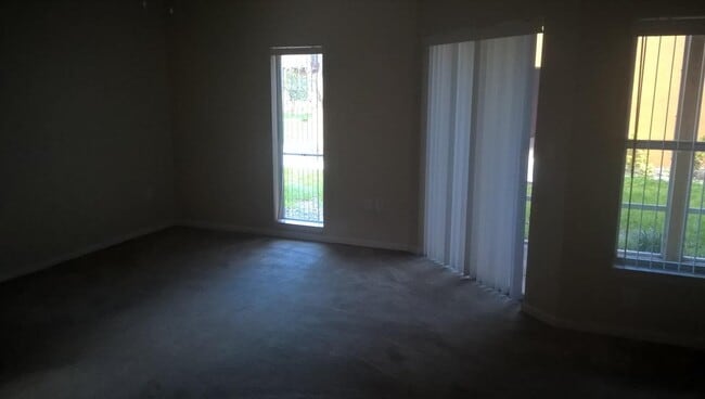 Building Photo - 4759 Via Palm Lakes