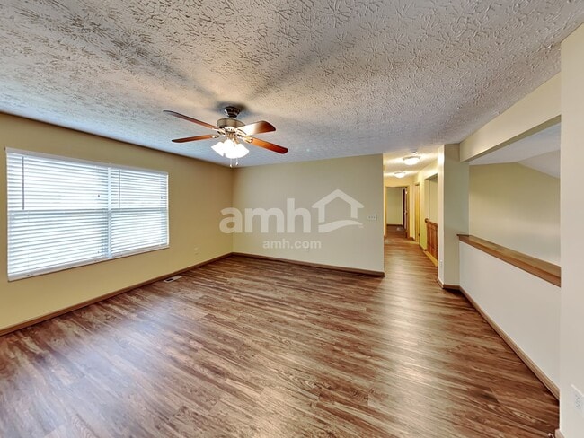 Building Photo - 3255 Jacklin Drive