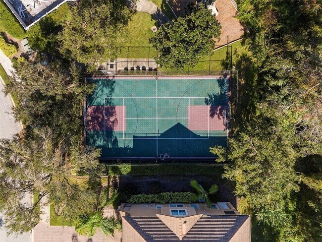 Building Photo - 8204 Villa Grande Ct