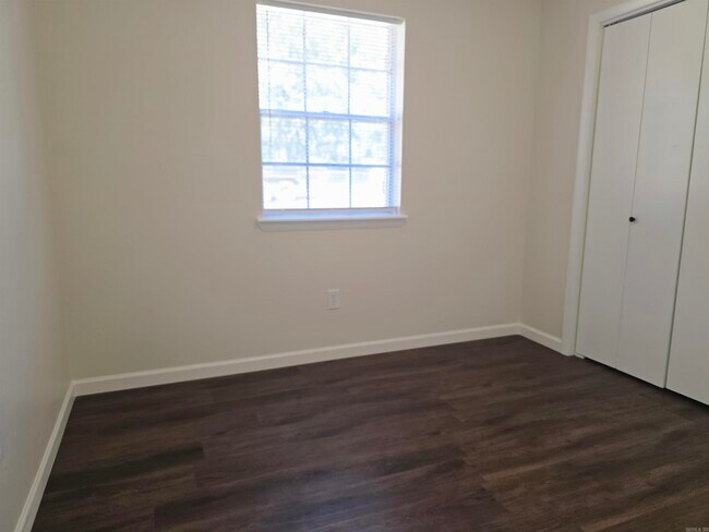 Building Photo - 3123 Ward Dr