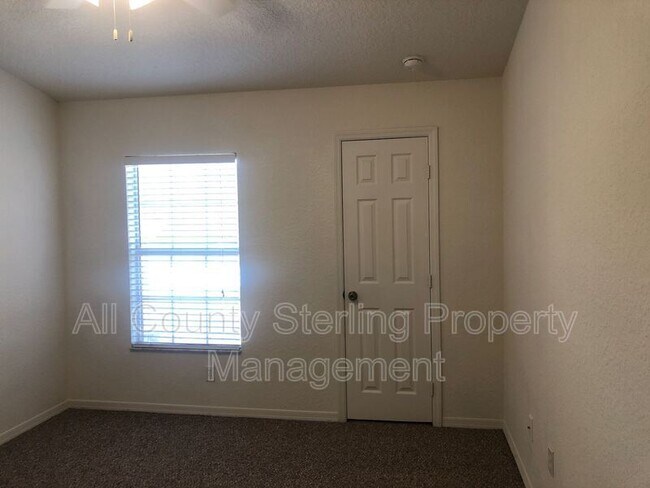 Building Photo - 870 Regatta Bay Dr