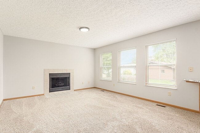 Building Photo - 500 Harrington Dr