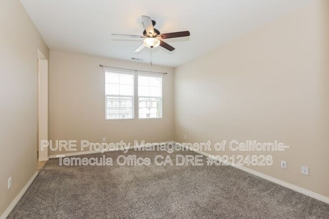 Building Photo - 40324 Calle Real