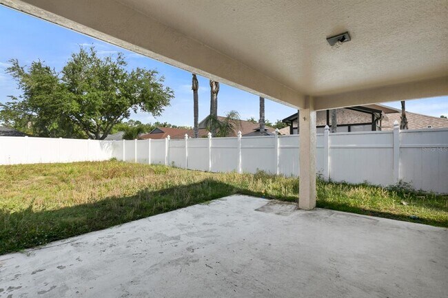 Building Photo - 15412 Montilla Loop