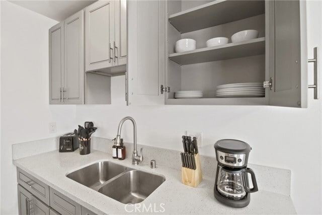 Building Photo - 837 S Sierra Vista Ave