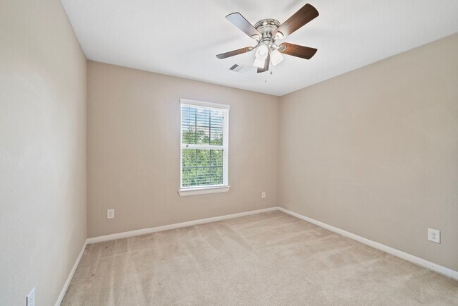 Building Photo - 22523 Birch Ridge Meadow Dr