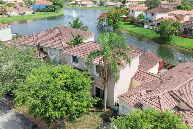 Building Photo - 16306 SW 100th Terrace
