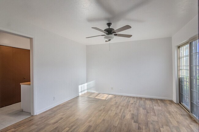 Building Photo - 3025 W Ohara Rd
