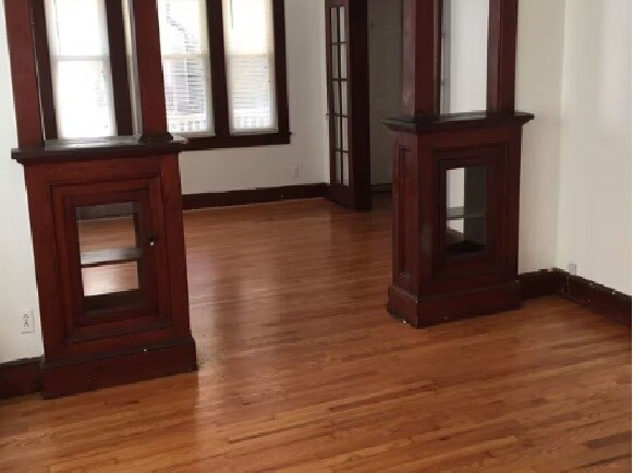 Building Photo - 41 Prescott St