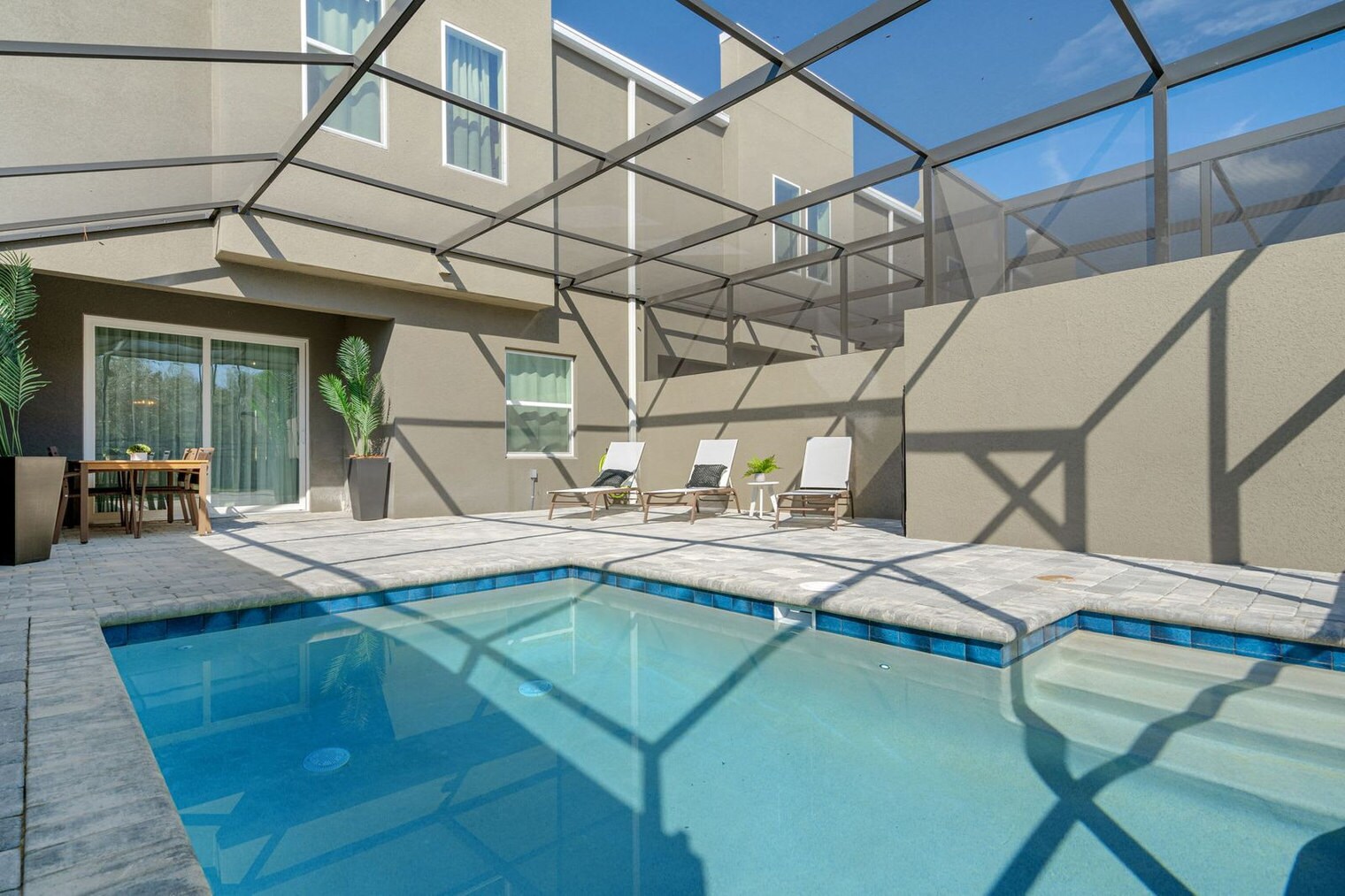 Building Photo - 2470 Santorini Dr