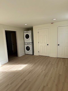 Building Photo - 7 Tamarack Hill Dr