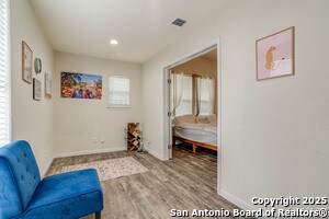 Building Photo - 1145 W Summit Ave.