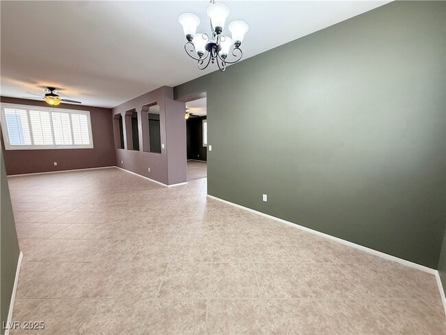 Building Photo - 5057 Shadow Valley St