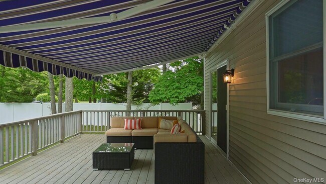 Building Photo - 5 Mill Race Rd