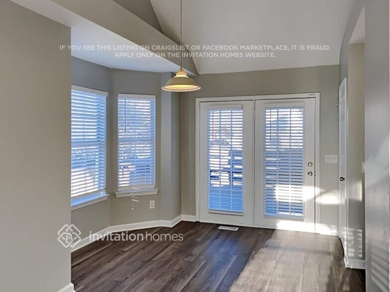 Building Photo - 612 Creekfront Dr