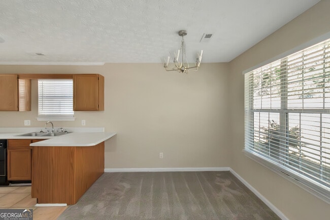 Building Photo - 123 Willow Springs Ln