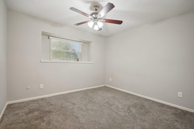 Building Photo - 1703 Westmere Ct